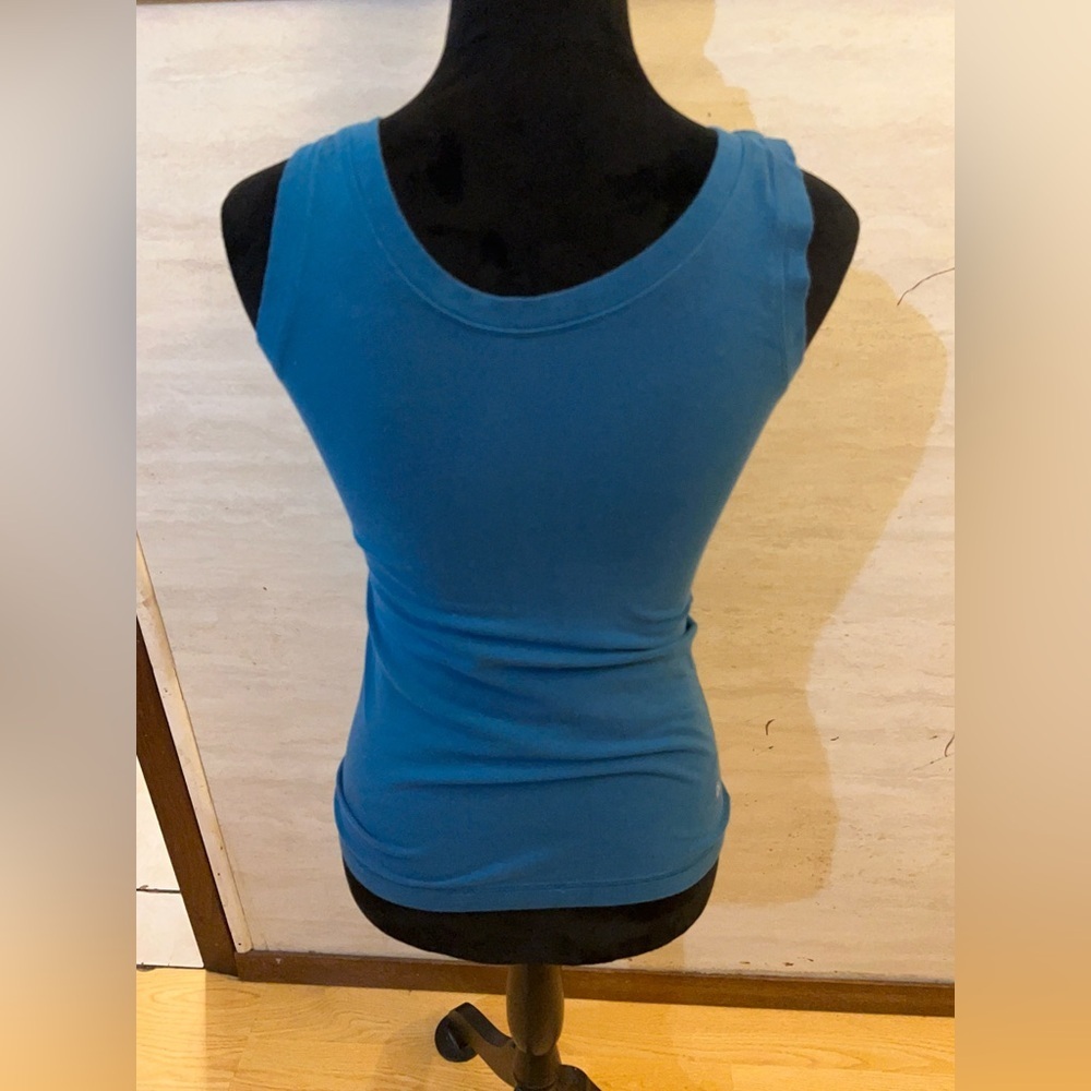 Lululemon Align Waist-Length Tank Top - Picture 4 of 10